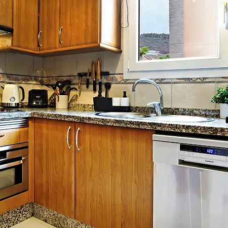 Vakantiehuis Altos Del Roque - Stylish And Comfortable House Costa Adeje (Tenerife)